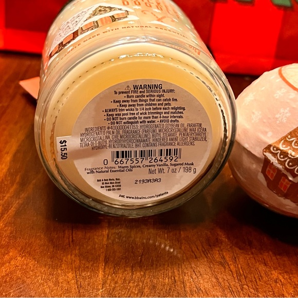 Bath & Body Works Sugared Snickerdoodle Candle, Hand Cream & Gel, Bath Fizzy set - Picture 6 of 9